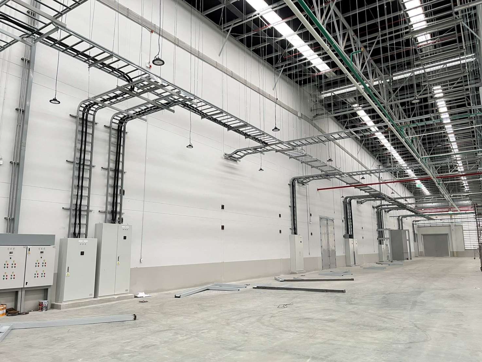 งานออกแบบและติดตั้งระบบไฟฟ้า แสงสว่าง