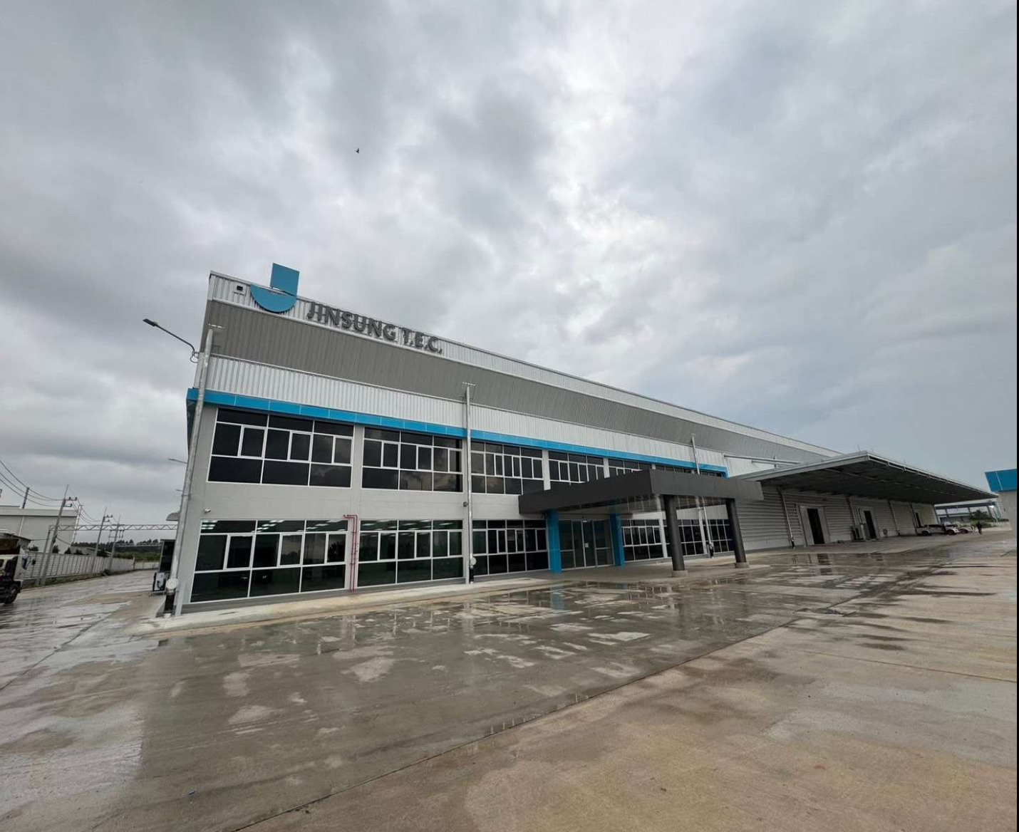 งานออกแบบและติดตั้งระบบไฟฟ้า แสงสว่าง